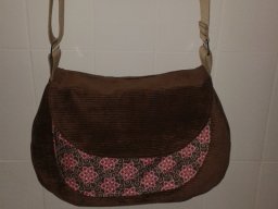 Tasche mit Wendeklappe braun, weinrot